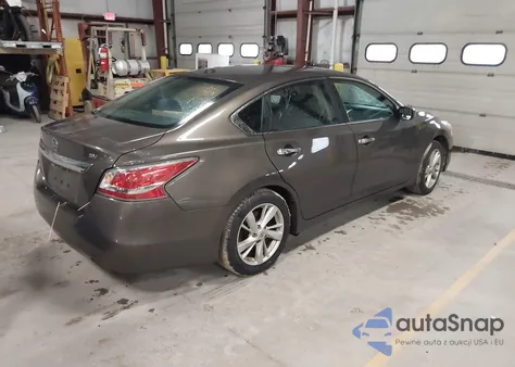 2015 Nissan Altima 2.5 Sv z USA, uszkodzony, nr VIN 1N4AL3AP9FC122281